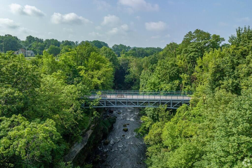 Central Falls Hideaway Cuyahoga Falls Ngoại thất bức ảnh